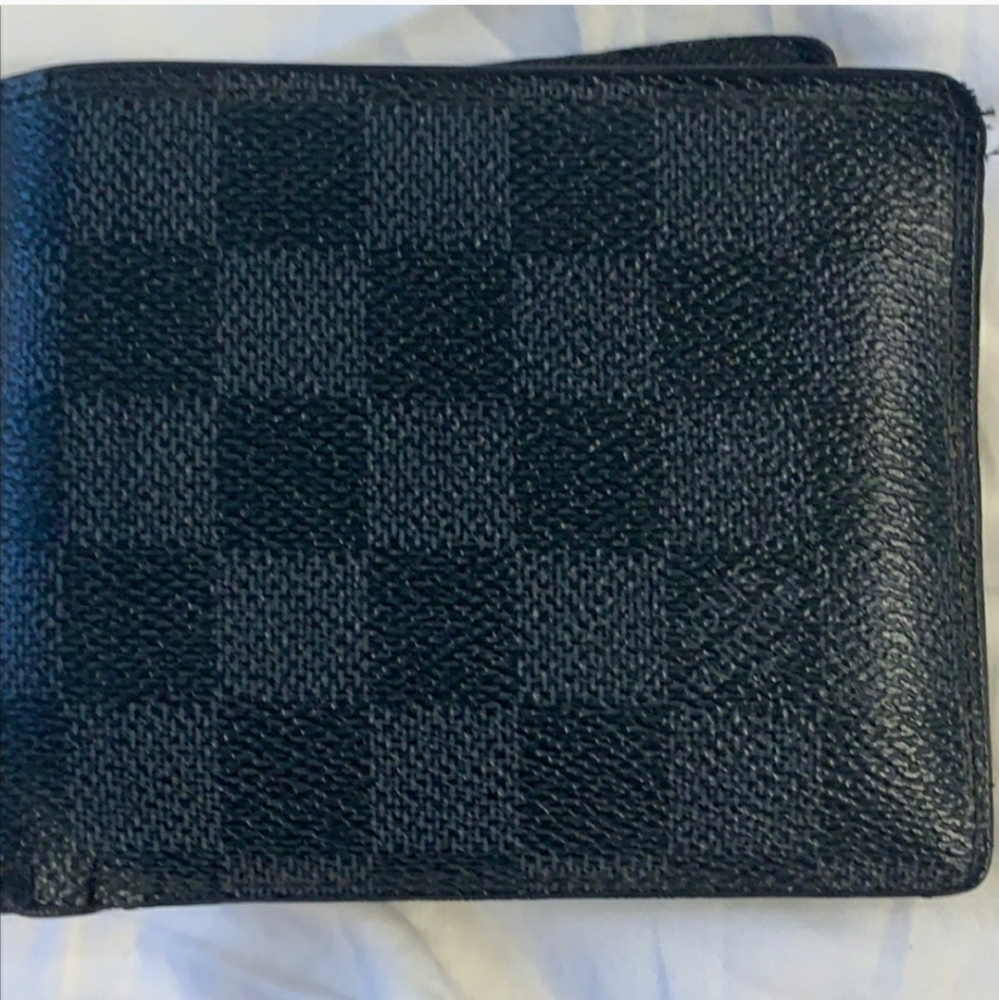 Authentic Louis Vuitton Wallet
